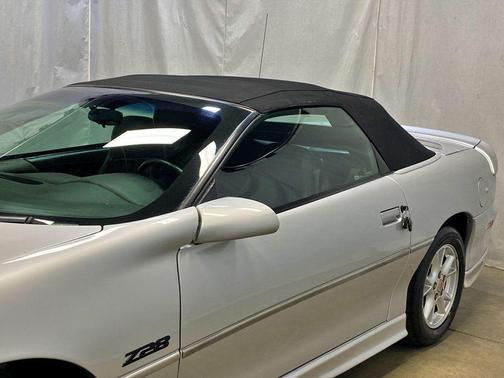 Sebring Silver Metallic 2002 Chevrolet Camaro Z28