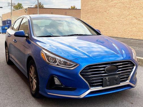 2018 Hyundai SONATA SE