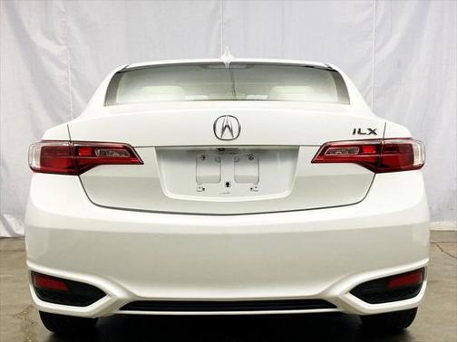 2016 Acura ILX Technology Plus Package