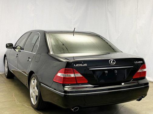 2005 Lexus LS 430 Base
