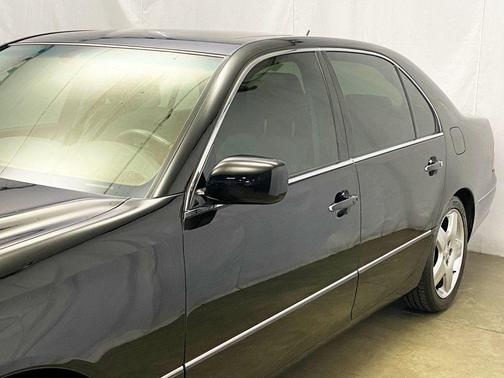2005 Lexus LS 430 Base