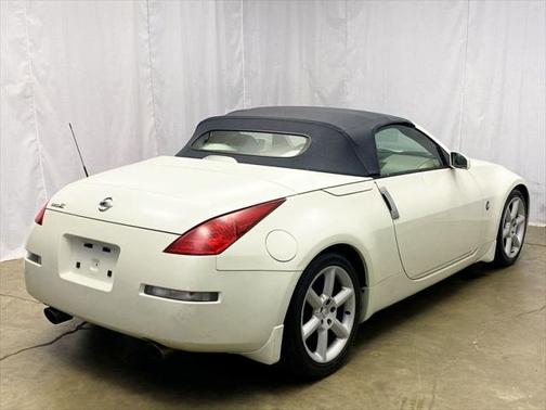 2004 Nissan 350Z Touring