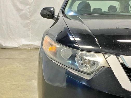 Crystal Black Pearl 2009 Acura TSX Technology