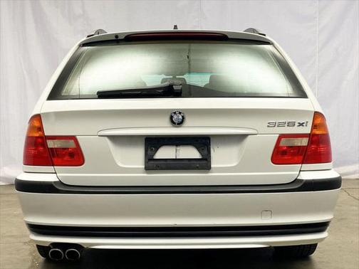 2001 BMW 325 325i Sport