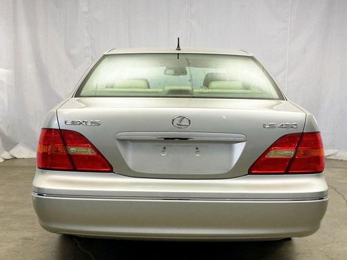 2002 Lexus LS 430 Base