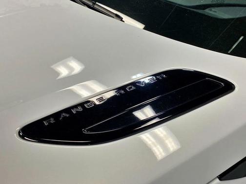 Fuji White 2019 Land Rover Range Rover Velar P380 HSE R-Dynamic