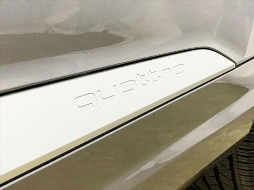 2019 Audi Q7 55 Premium Plus