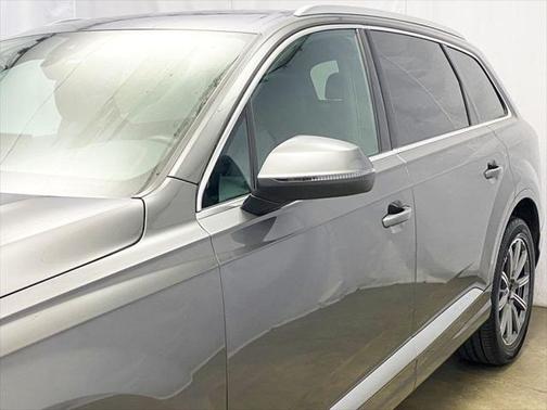 2019 Audi Q7 55 Premium Plus