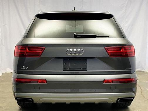 2019 Audi Q7 55 Premium Plus