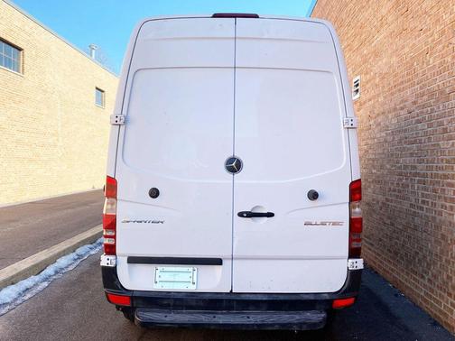 2014 Mercedes-Benz Sprinter 2500