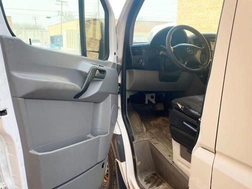 2014 Mercedes-Benz Sprinter 2500