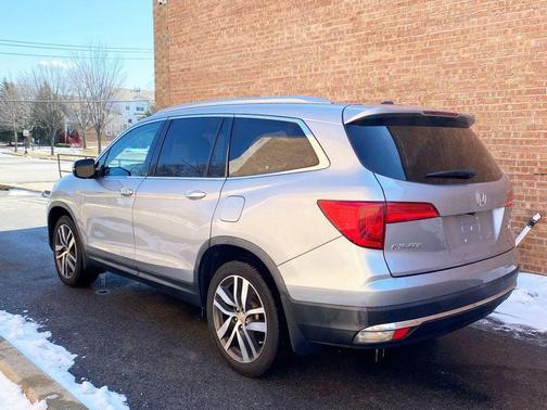 2017 Honda Pilot Elite