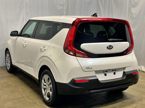 2020 Kia Soul LX IVT