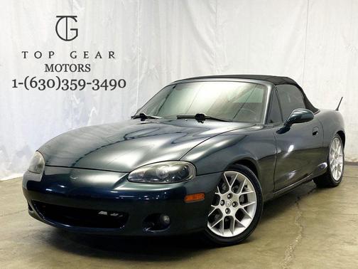 2005 Mazda MX-5 Miata 2dr Convertible Cloth 5-Speed Manual