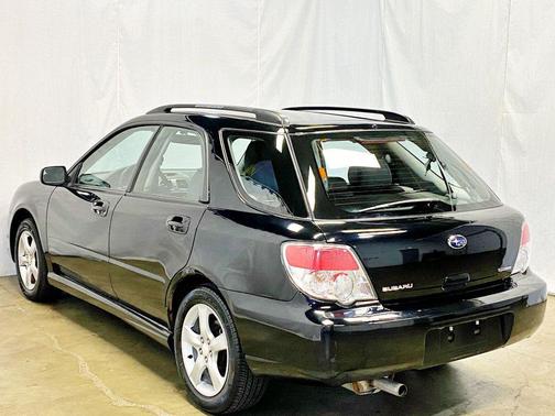 Obsidian Black Pearl 2007 Subaru Impreza 2.5i