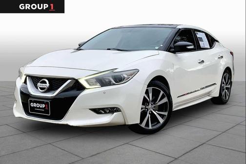 White 2017 Nissan Maxima 3.5 SL