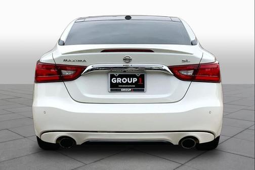 White 2017 Nissan Maxima 3.5 SL
