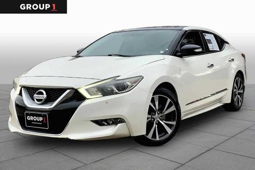 White 2017 Nissan Maxima 3.5 SL