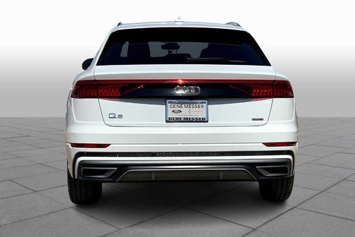 2023 Audi Q8 55 Premium Plus