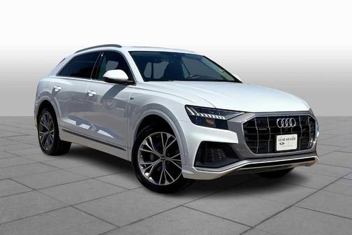 2023 Audi Q8 55 Premium Plus