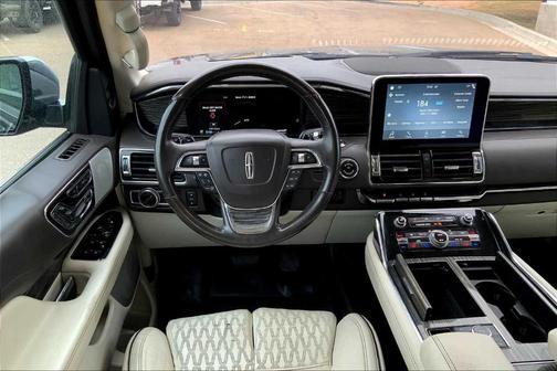 2019 Lincoln Navigator L Black Label