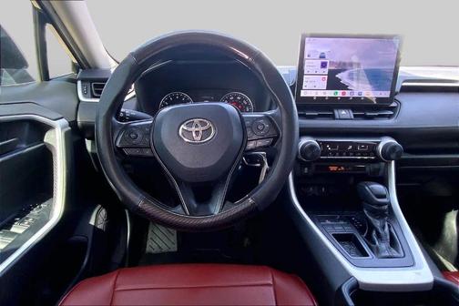Magnetic Gray Metallic 2020 Toyota RAV4 LE