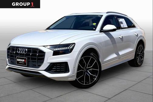 Glacier White Metallic 2023 Audi Q8 Premium