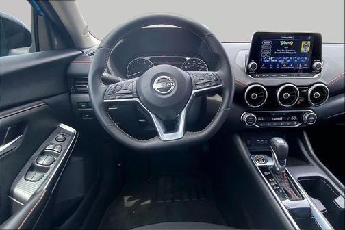 2t Blu Blk Roof 2025 Nissan Sentra SR