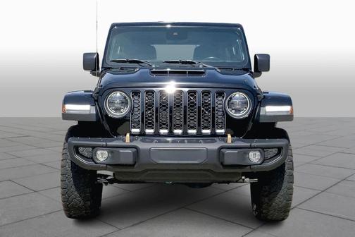 Black Clearcoat 2023 Jeep Wrangler Rubicon 392