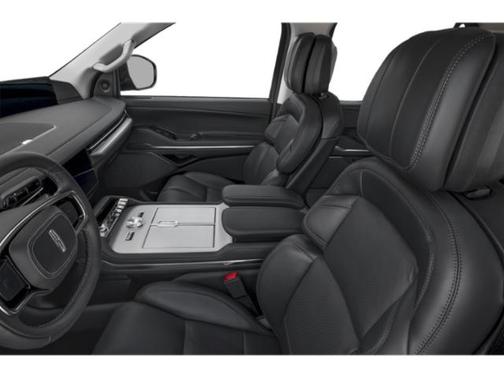 White 2026 Lincoln Navigator L Reserve