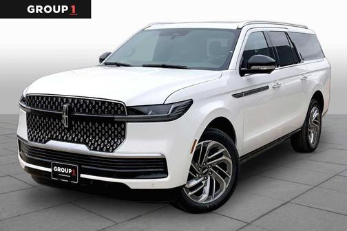 White 2026 Lincoln Navigator L Reserve