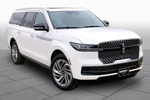 White 2026 Lincoln Navigator L Reserve