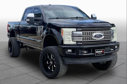 Shadow Black 2017 Ford F-250 Platinum