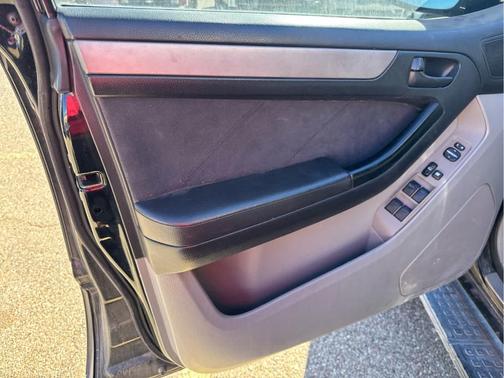 2004 Toyota 4Runner SR5 Sport