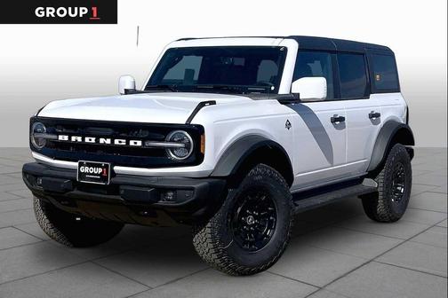 Oxford White 2026 Ford Bronco Outer Banks