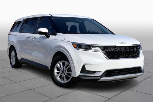 2023 Kia Carnival LX