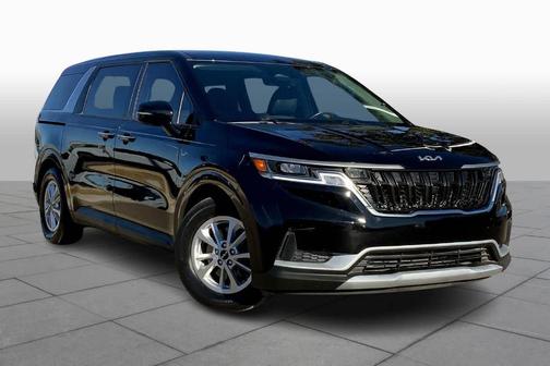 2023 Kia Carnival LX