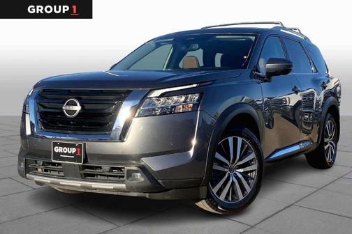 2022 Nissan Pathfinder Platinum
