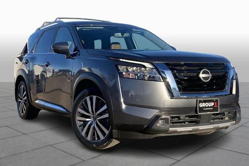 2022 Nissan Pathfinder Platinum