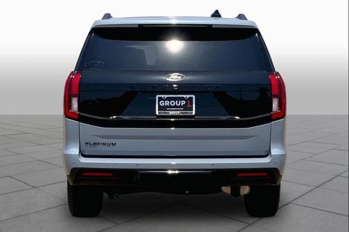 Glacier Gray Metallic Tri-Coat 2027 Ford Expedition Platinum