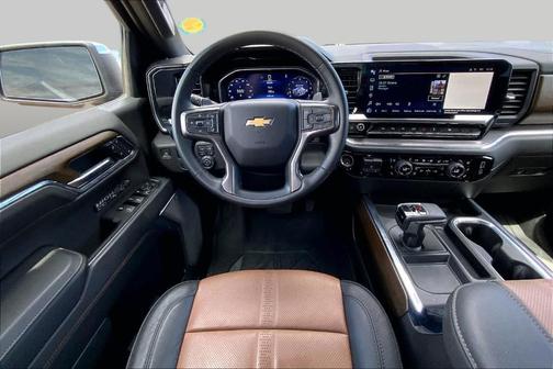 Dark Ash Metallic 2024 Chevrolet Silverado 1500 High Country