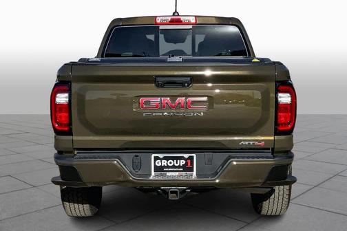 2024 GMC Canyon AT4