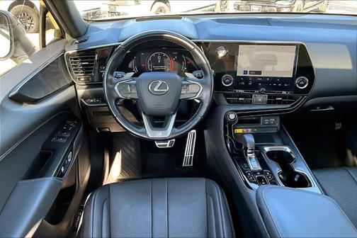 2023 Lexus NX 350 F SPORT Handling