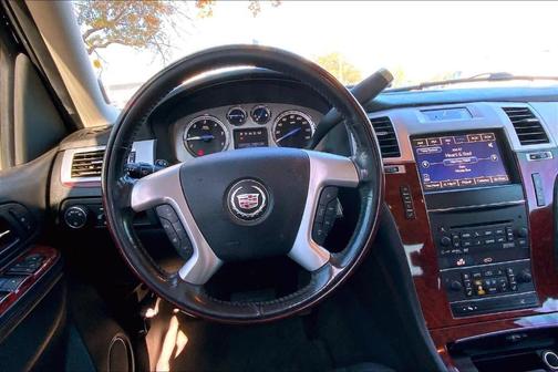 2014 Cadillac Escalade Premium