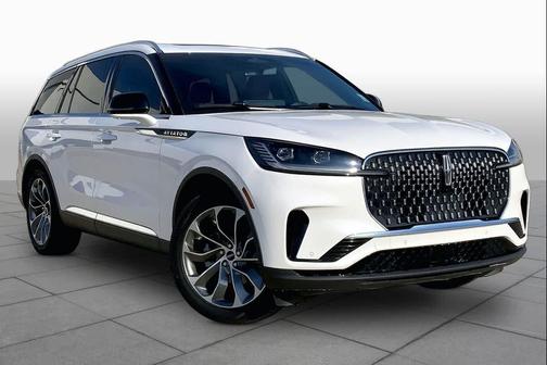 Pristine White 2025 Lincoln Aviator Reserve RWD