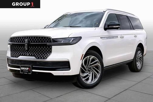White 2026 Lincoln Navigator Reserve