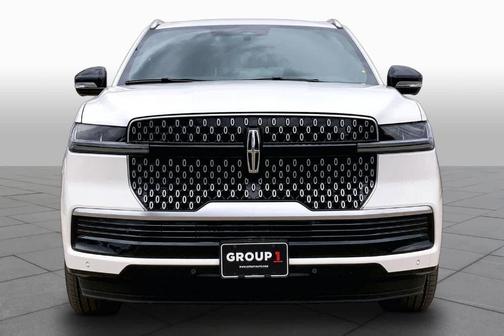 White 2026 Lincoln Navigator Reserve