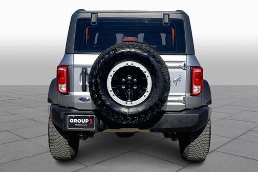 2023 Ford Bronco Base