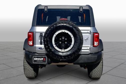 2023 Ford Bronco Base