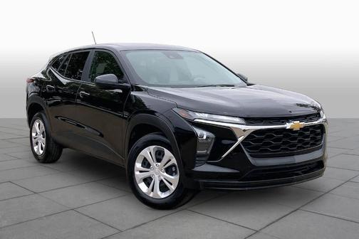 Mosaic Black Metallic 2025 Chevrolet Trax LS